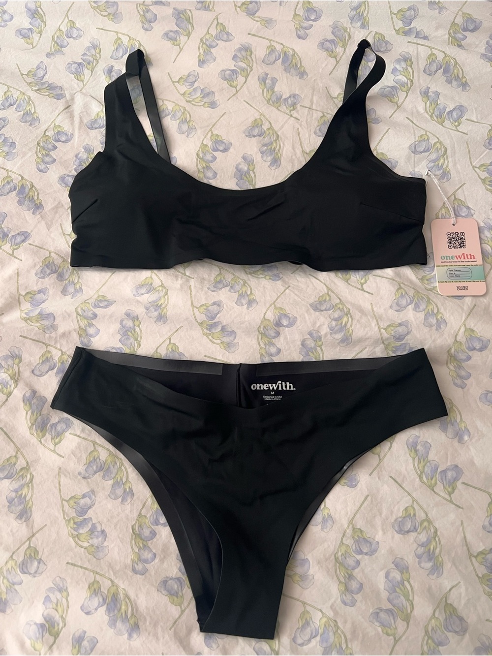 one•with Black Bikini Set - Scoop Top & Cheeky Bottoms